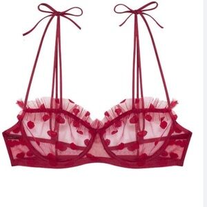Le petit trou valentines kisses bra new with tags size small